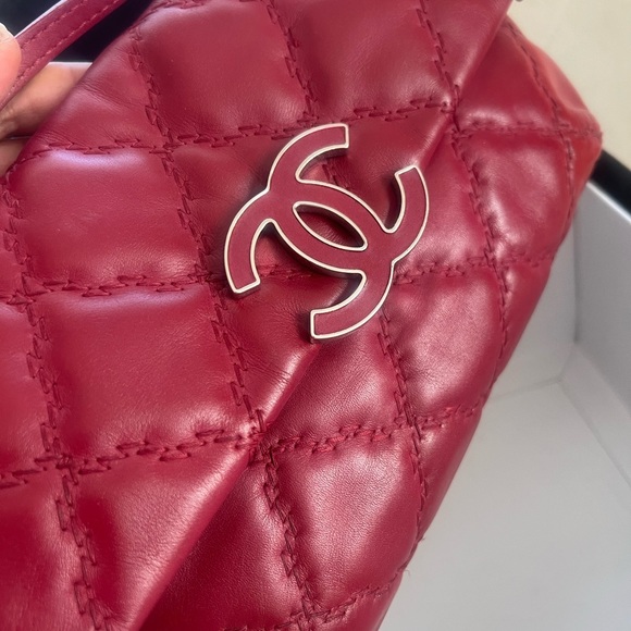 Chanel Stitches Diamonds Flap Bag - Picture 9 of 14